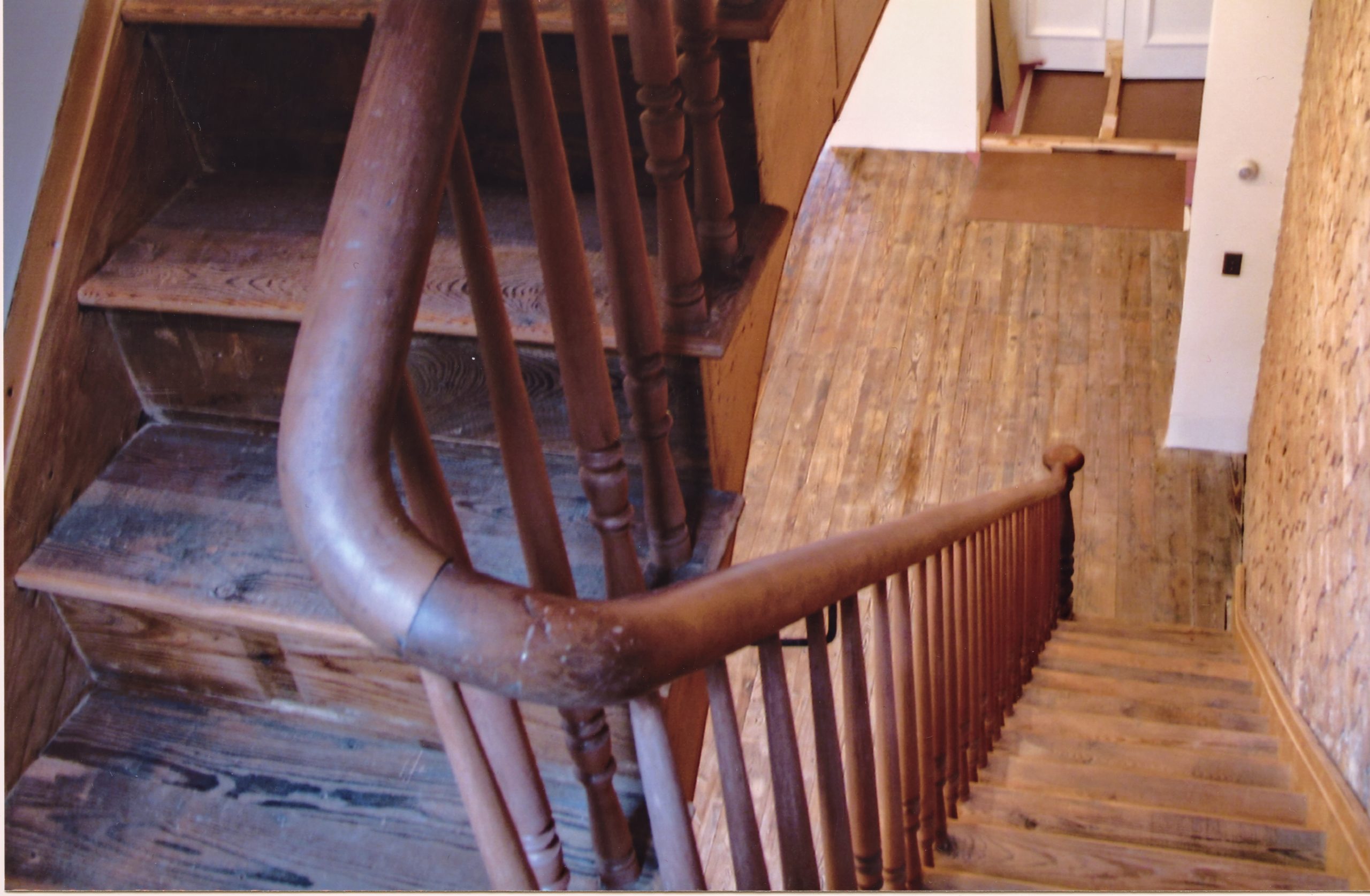 Staircase restoration gallery image 7