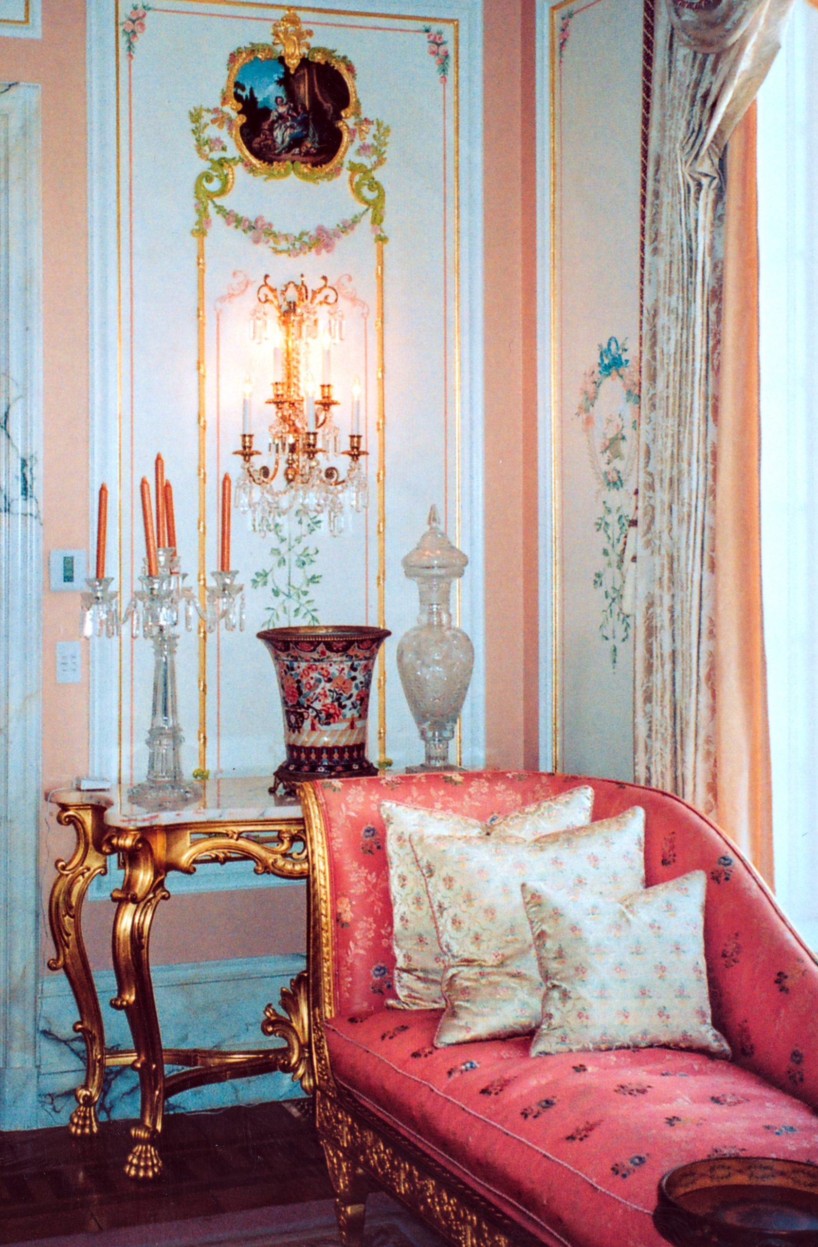 Moulding restoration detail