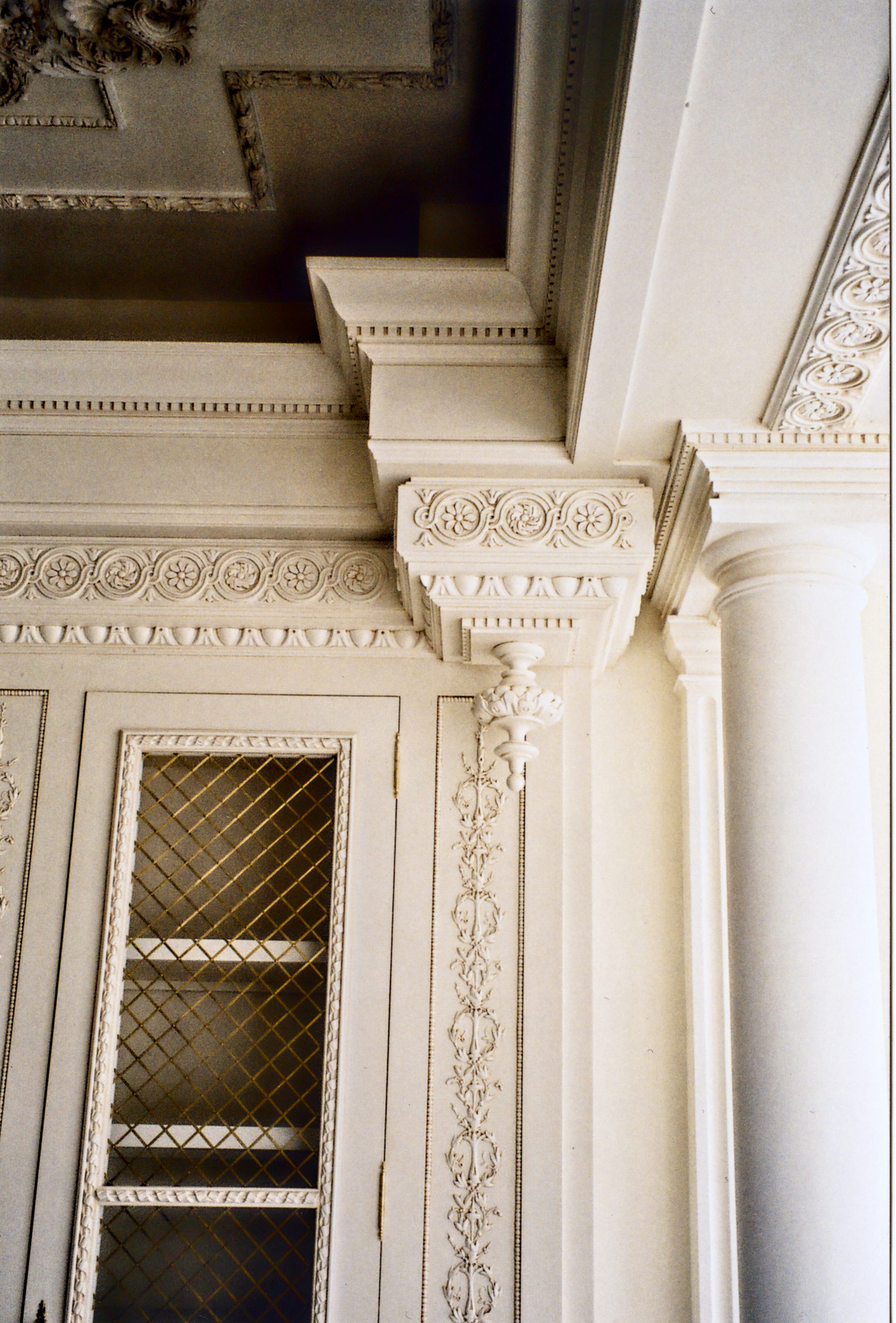 Moulding restoration project image 3